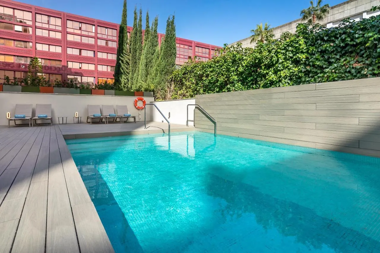 Occidental Sevilla Viapol location