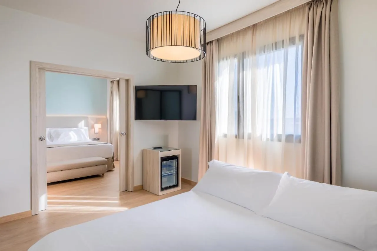 **** Hotel Occidental Sevilla Viapol Spanien